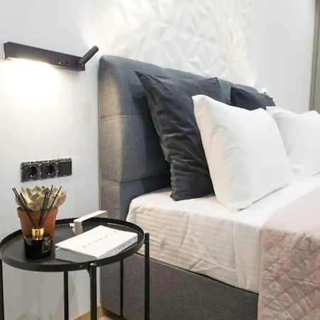 Dahlia Suite - 5 Min Drive To Piraeus Port Extérieur photo