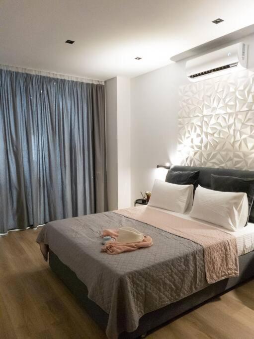 Dahlia - 5 Min Drive To Port